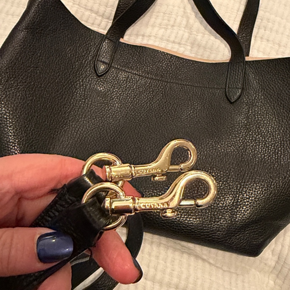Elegant Black CUYANA Leather Tote Bag w/ crossbody strap - Picture 10 of 10